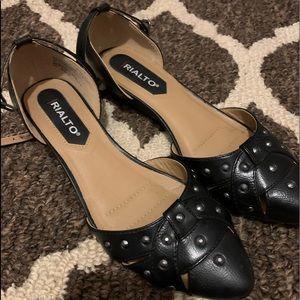 Shoes newer w/ankle straps, almost new condition